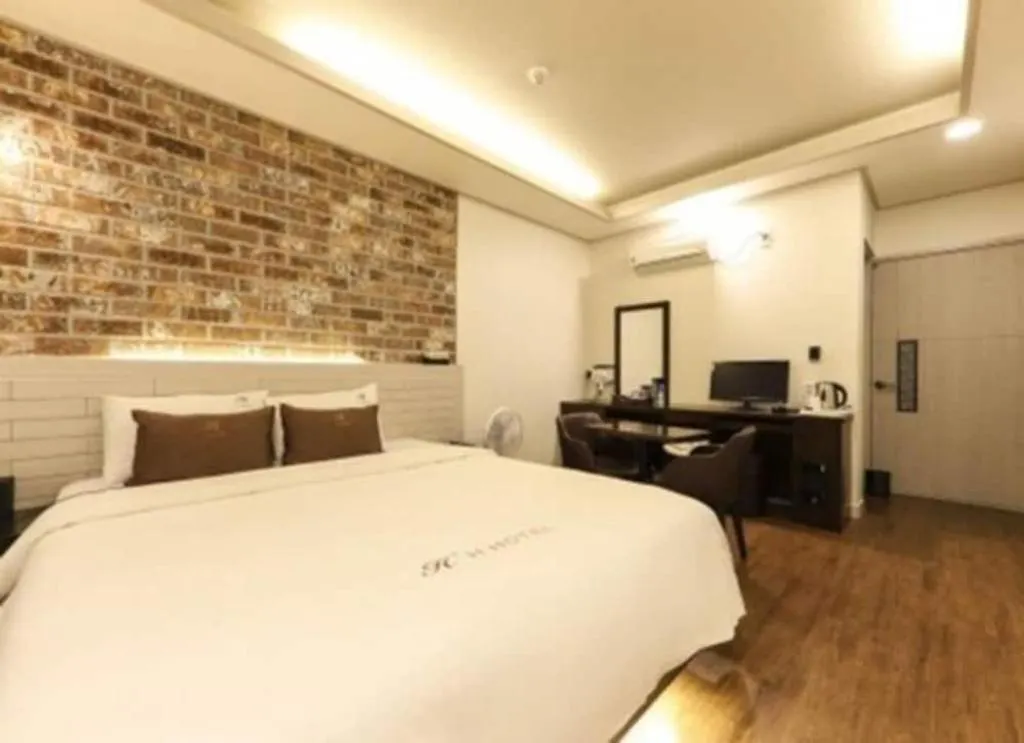 ** Motel H Hotel Ulsan South Korea