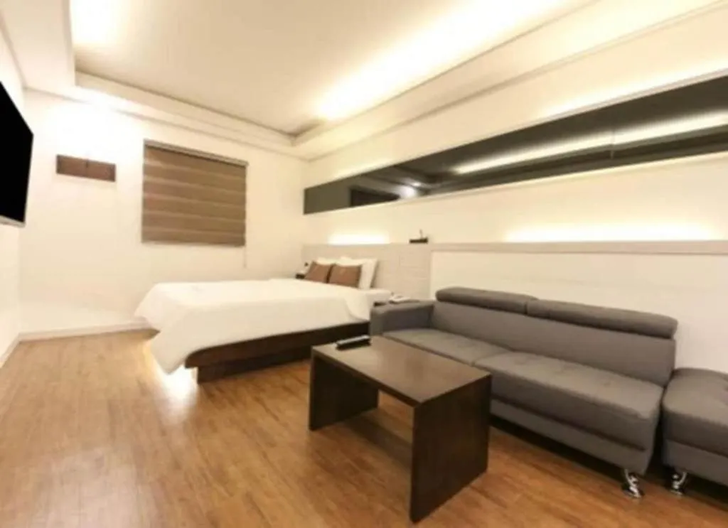 H Hotel Ulsan 2*,