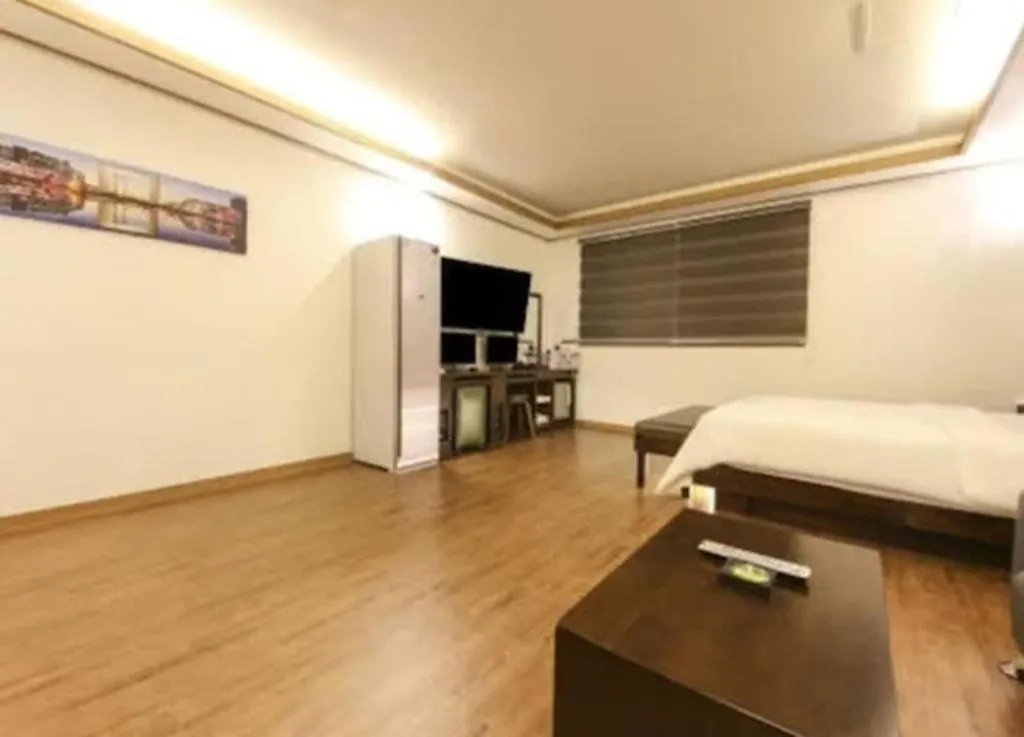 H Hotel Ulsan 2*,