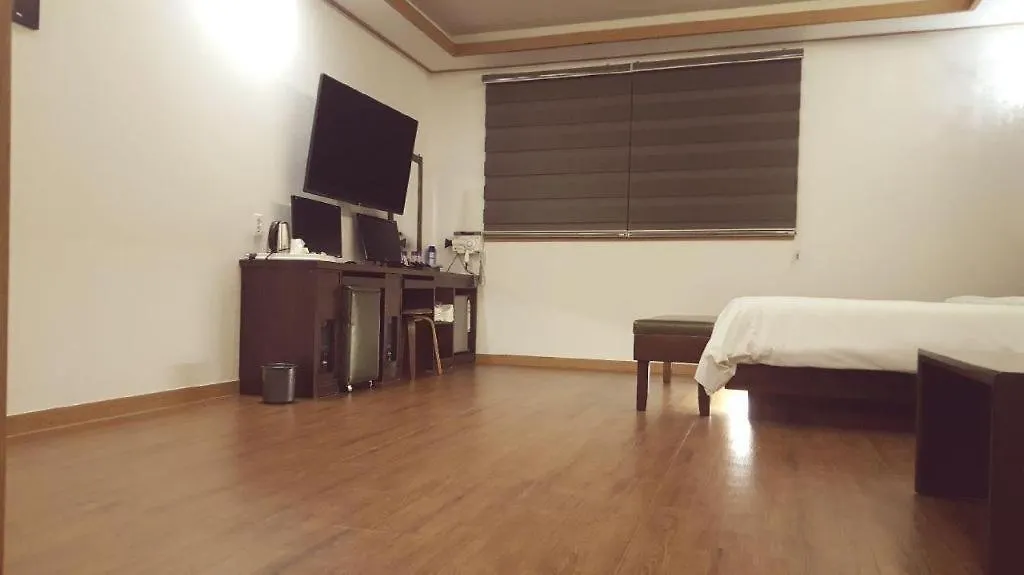 Motel H Hotel Ulsan