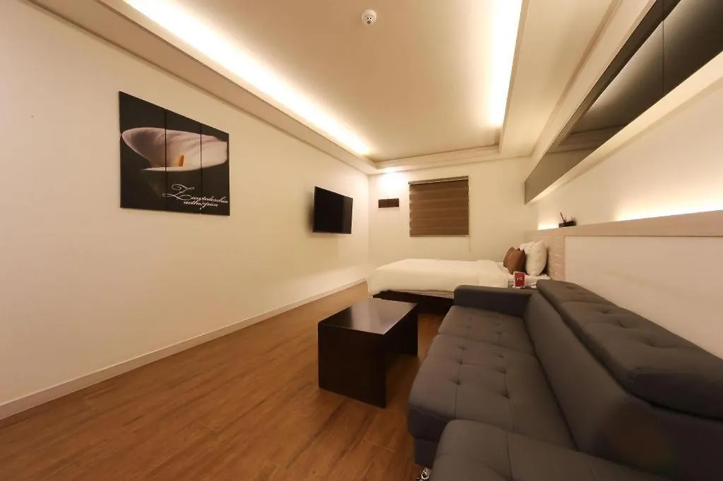 H Hotel Ulsan 2*,
