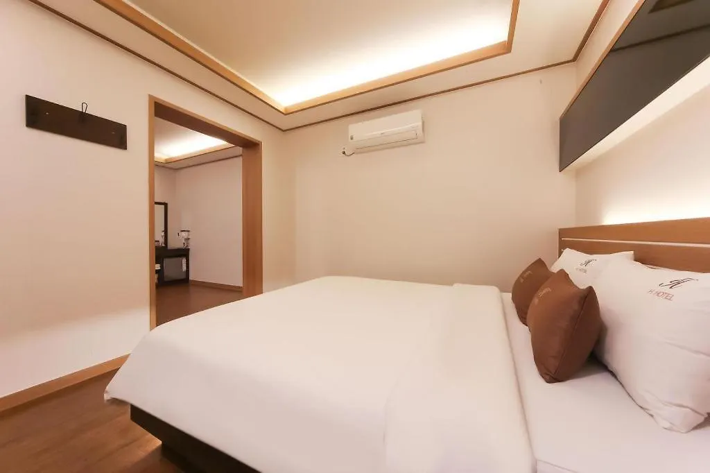 H Hotel Ulsan 2*,  South Korea