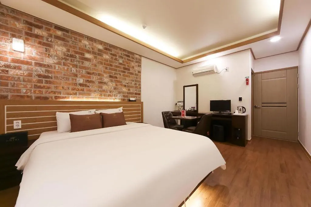 H Hotel Ulsan 2*,