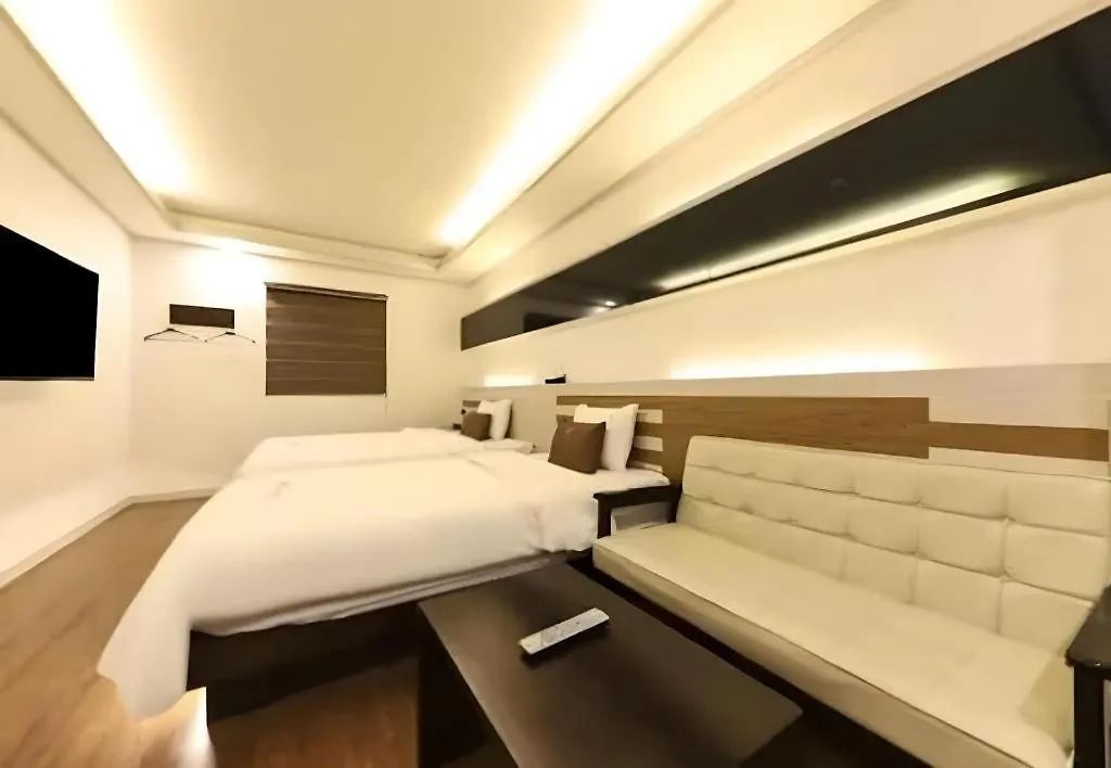 H Hotel Ulsan 2*,